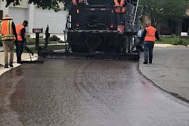 Best Asphalt Driveway Installation  in Roselle, IL